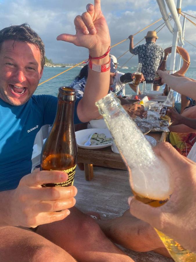 Boracay Backpackers Pansiyon Balabag  Dış mekan fotoğraf