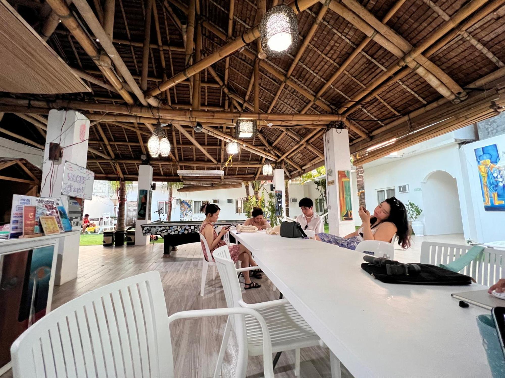 Boracay Backpackers Pansiyon Balabag  Dış mekan fotoğraf