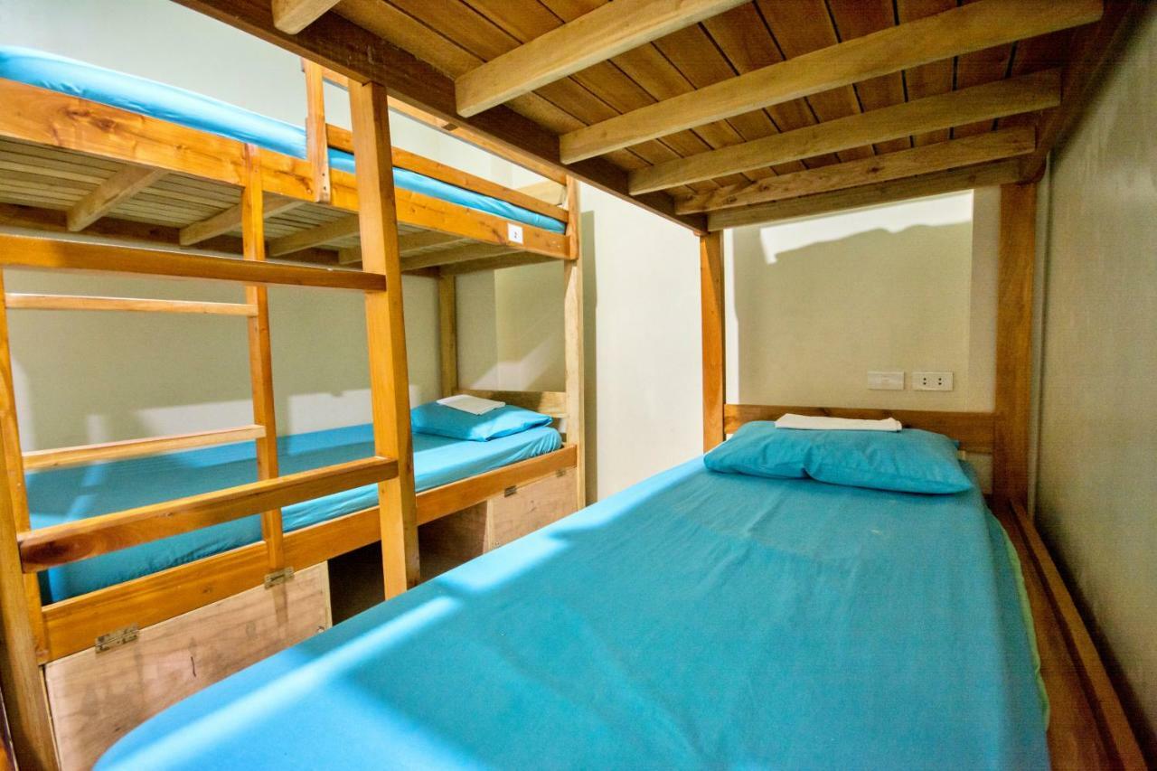 Boracay Backpackers Pansiyon Balabag  Dış mekan fotoğraf